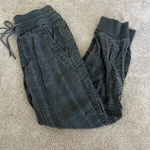 Anthropologie Women's Kallie Jogger Pants‎ Grey Blue Plaid Cheetah Size XS
